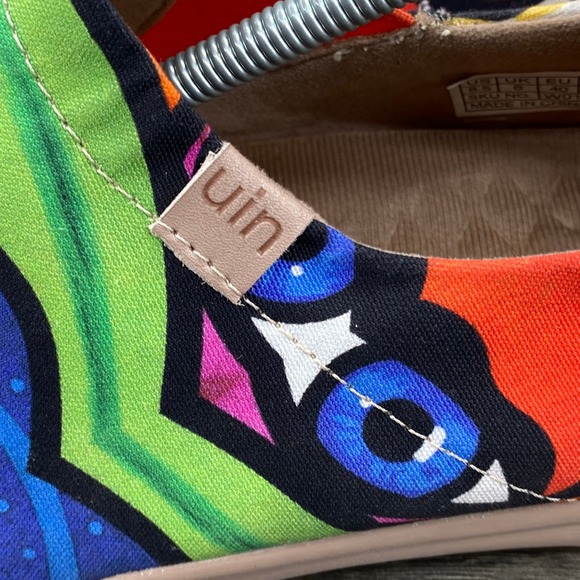 UIN Women Art Travel Slip On Sneakers Multicolor Abstract Floral Size 8.5 - Picture 4 of 10